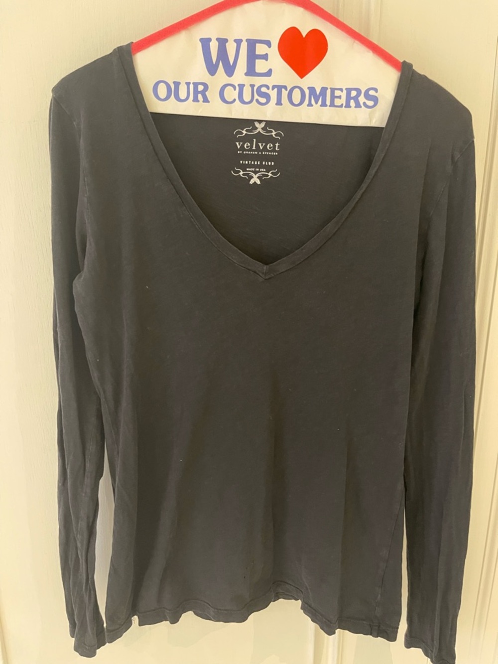 Velvet by Graham & Spencer Women's Black V-Neck Long Sleeve Top